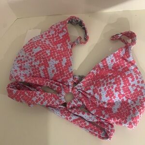 Maaji Reversible Bikini top. NWOT